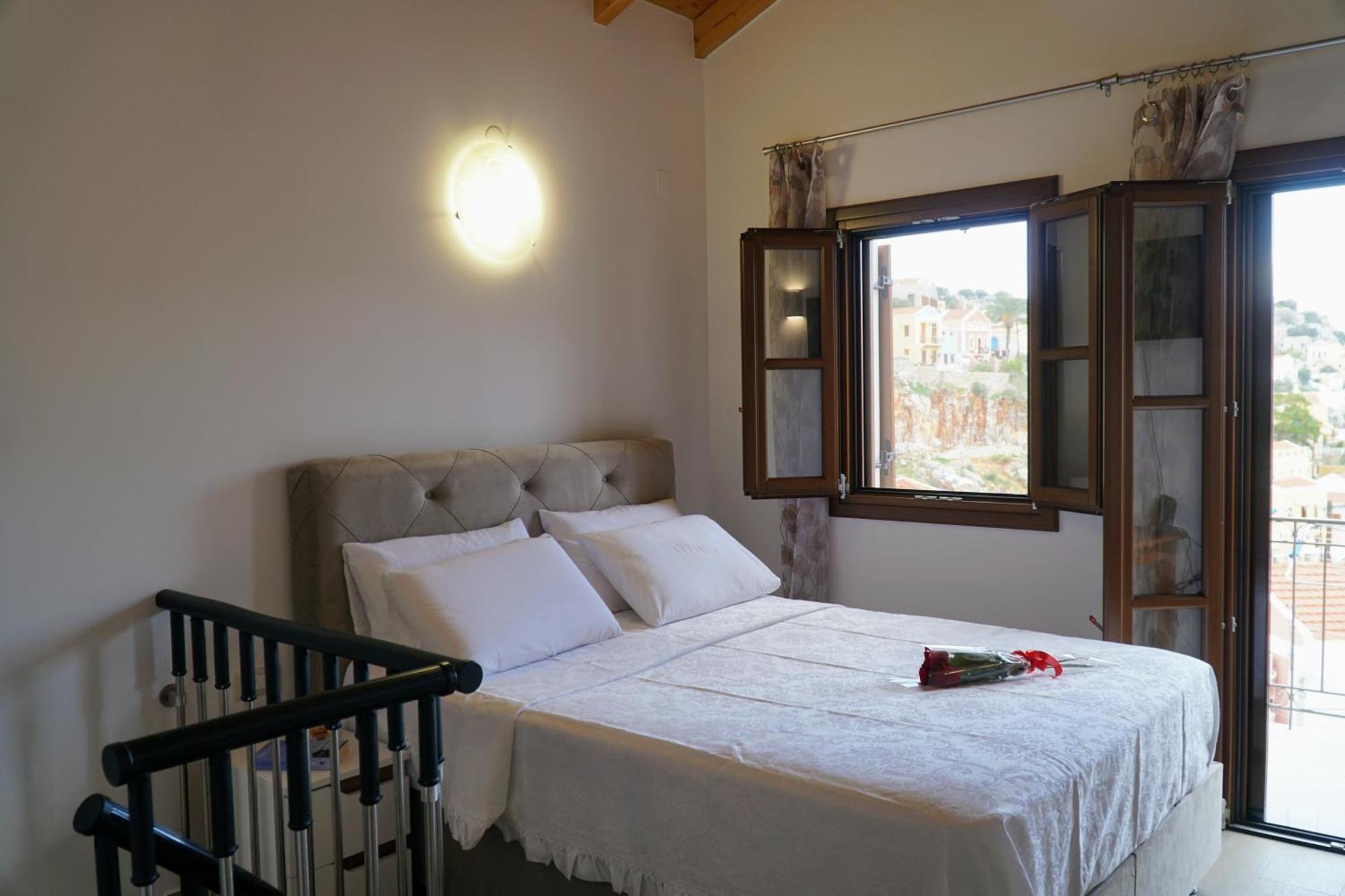 Oceanis Apartment Symi Exterior foto